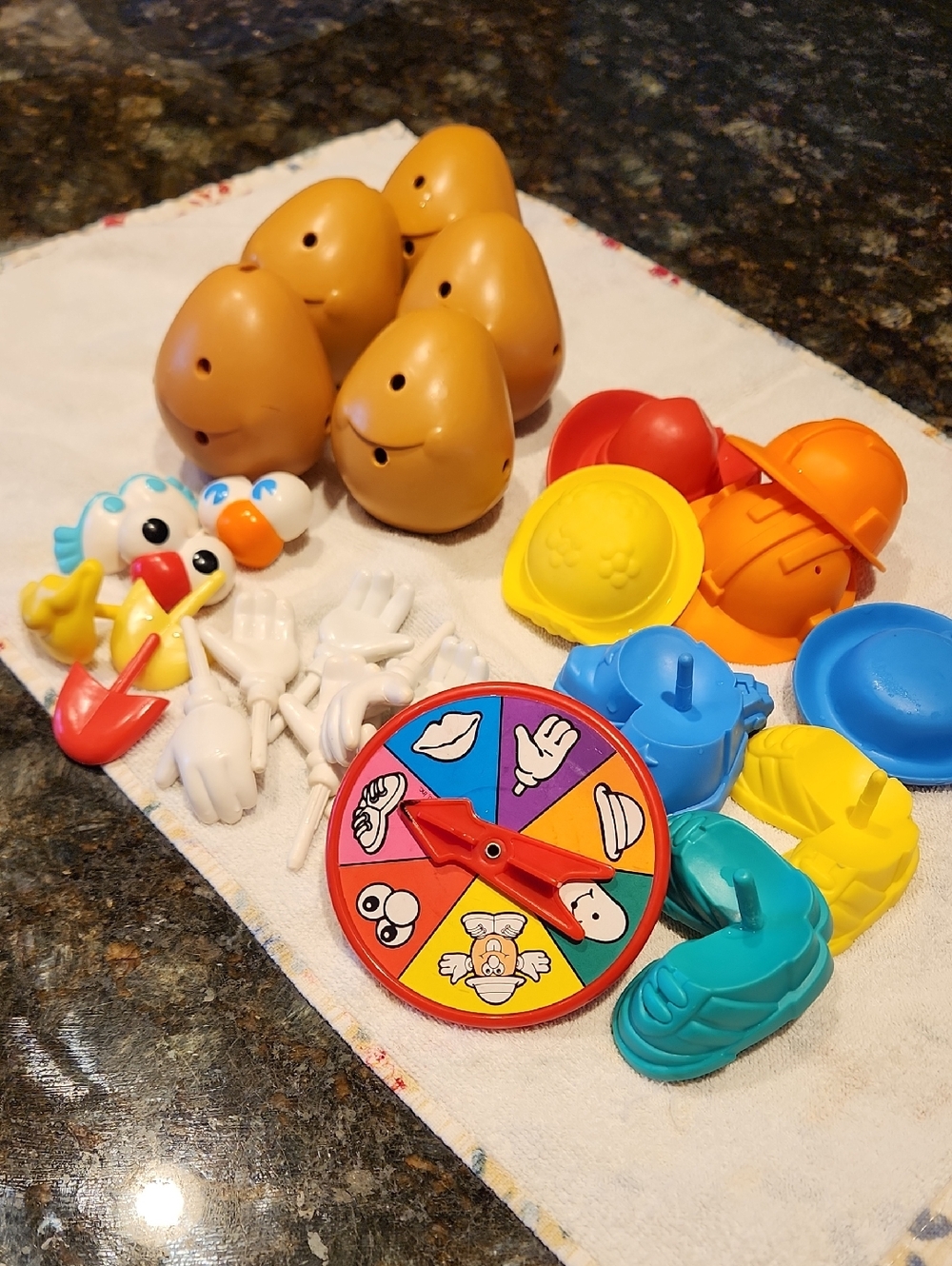 VINTAGE Mr. Potato Head Game 1995